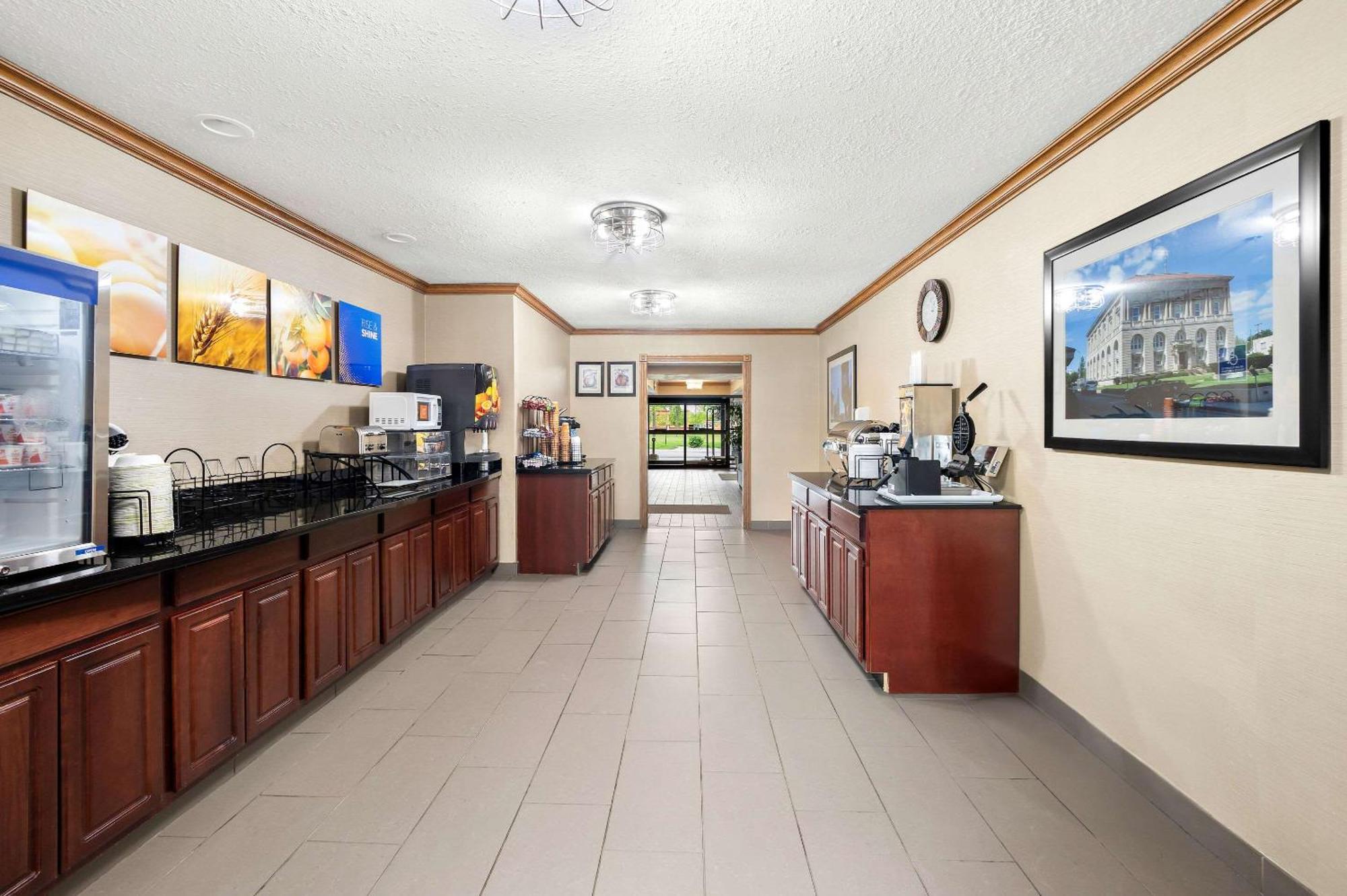 Comfort Inn Van Wert Εξωτερικό φωτογραφία
