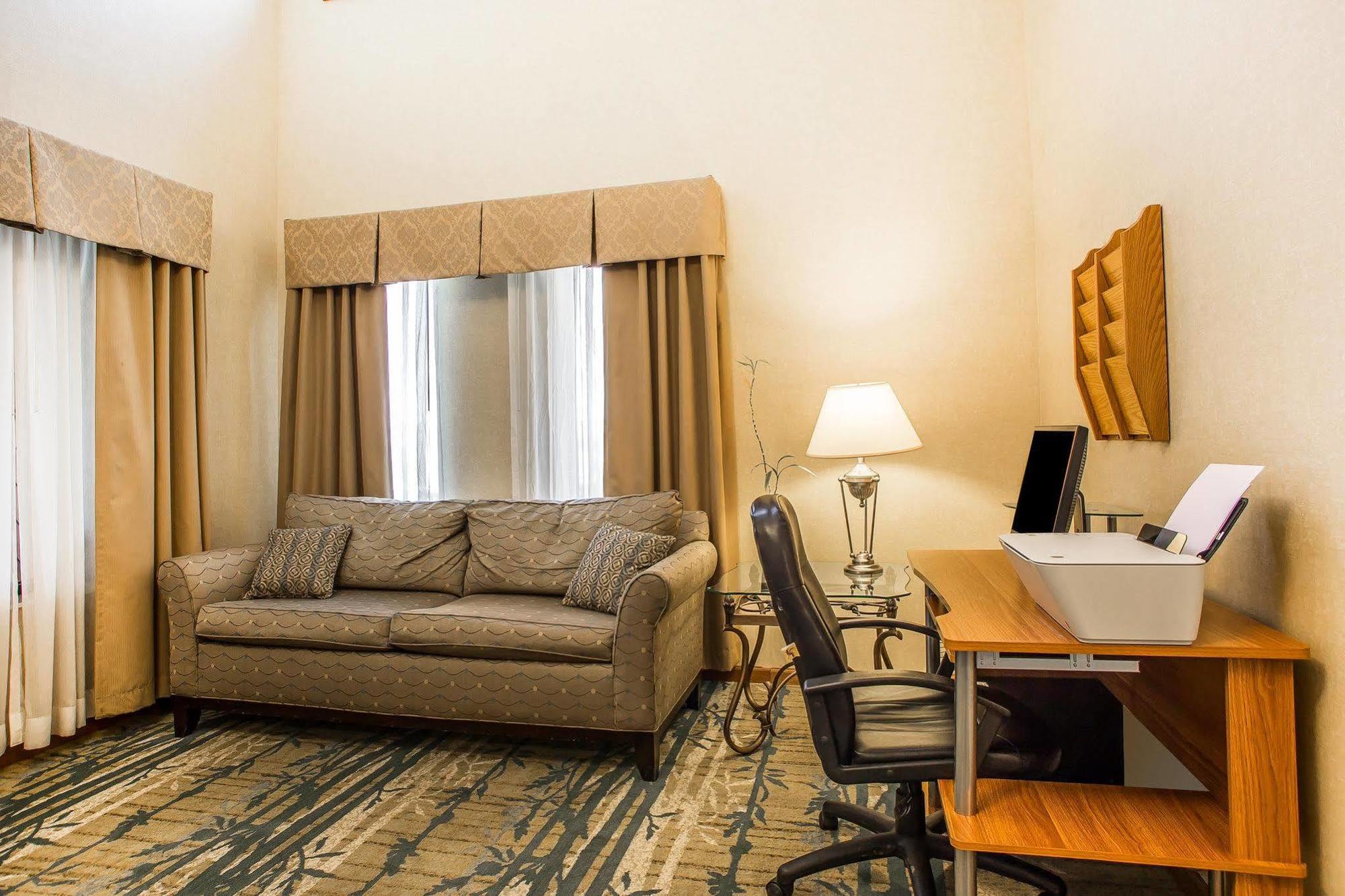 Comfort Inn Van Wert Εξωτερικό φωτογραφία